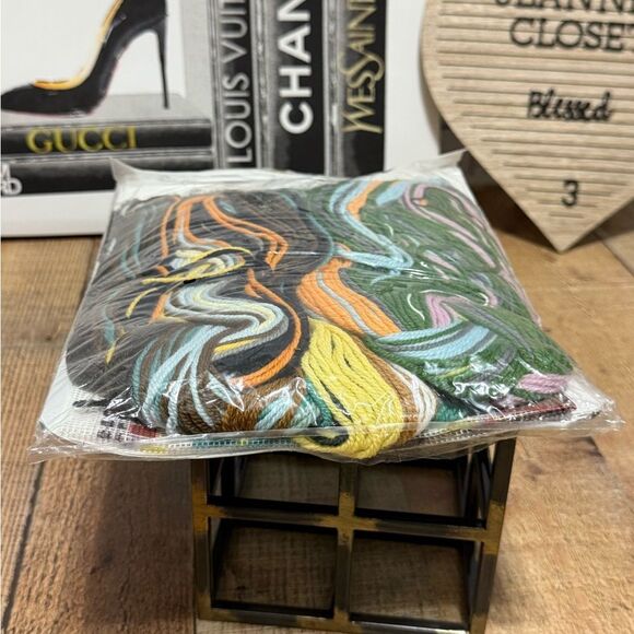 Dimensions Landing Bald Eagle 12×16 Needlepoint Embroidery Kit New Sealed - Picture 3 of 7